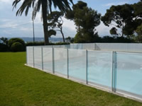 M�xima seguridad para su piscina con el vallado tipo red prestige